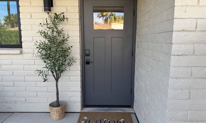 Litchfield Park Apartment | New state-of-the-art Casita on the 9th Green with beautiful pool & pet friendly!