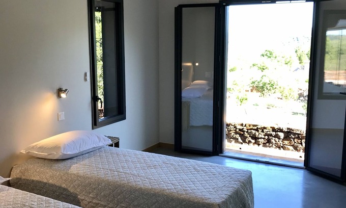 Les Vans House | Elegant House with Pool and Ocean View - Rated 10/10
