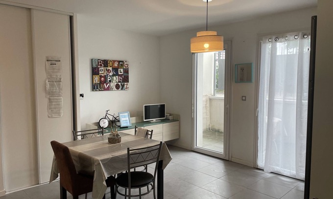 Quartier de l'Hippodrome Apartment | Ideal Studio Getaway Steps from Beach and Casino Fun