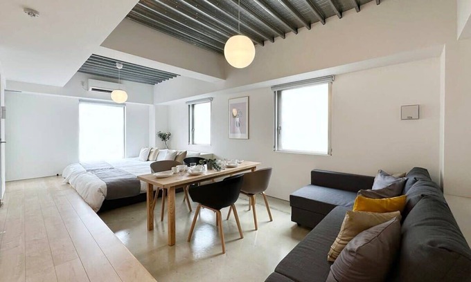 Hiroshima City Centre Apartment | Cozy Studio Apartment in City Center for Up to 6 Guests