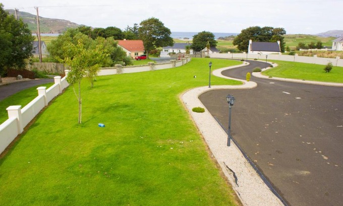 Dunfanaghy Apartment | Ocean Breeze Apartment: Exceptional 9/10 Guest Rated Experience