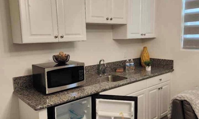 Menifee House | New suite for by Temecula wine country & pechanga.