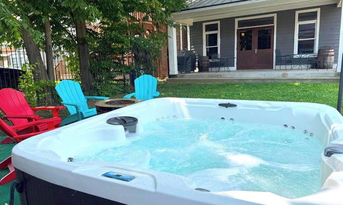 Cherokee Triangle House | Discover The Magnum: 9BR Retreat with Fire Pit for Groups