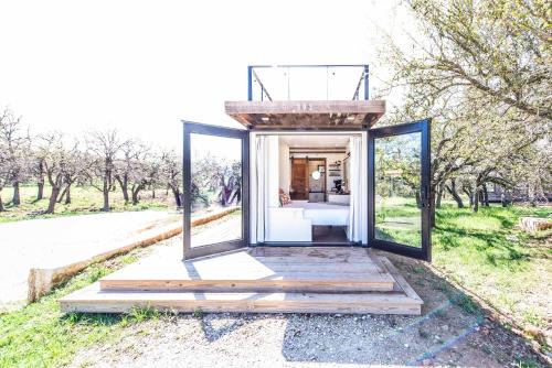 Fredericksburg House | New The Texas Retreat-Container Home