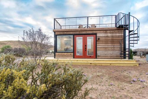 Alpine House | Discover The Wild West Cozy Container Home Retreat