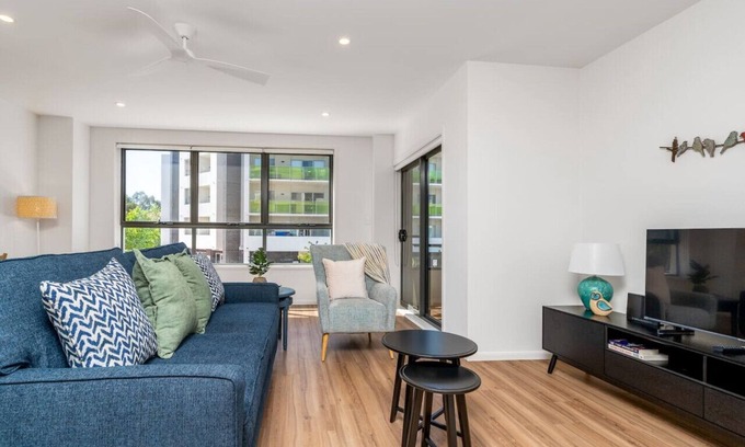 Greenway Apartment | Stylish Central 2BR Apartment in Greenway - Family-Friendly