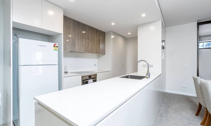 Barton Apartment | New to VRBO: Large Barton Courtyard Apartment near Parliament