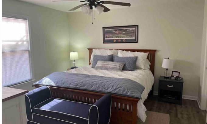 Auburn Condo | Walk to Stadium: Family-Friendly Stay Near Village Dorms