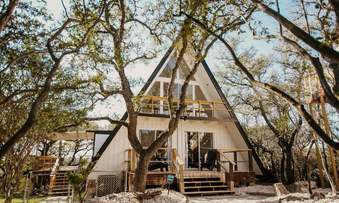 Spring Branch House | Unique A-frame Retreat in Beautiful Canyon Lake