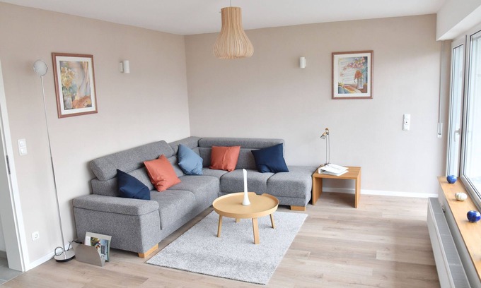 Hillscheid House | Pet-Friendly Vacation Cottage Schaaf with Top Reviews