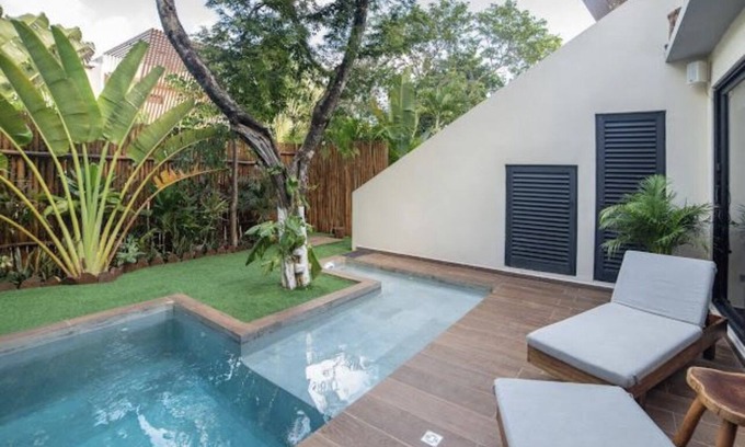 La Veleta Villa | Inviting Villa with Private Pool & Jacuzzi in Tulum Veleta