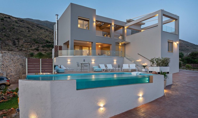 Mariou Villa | Elegant Villa with Private Pool & Jacuzzi in Plakias