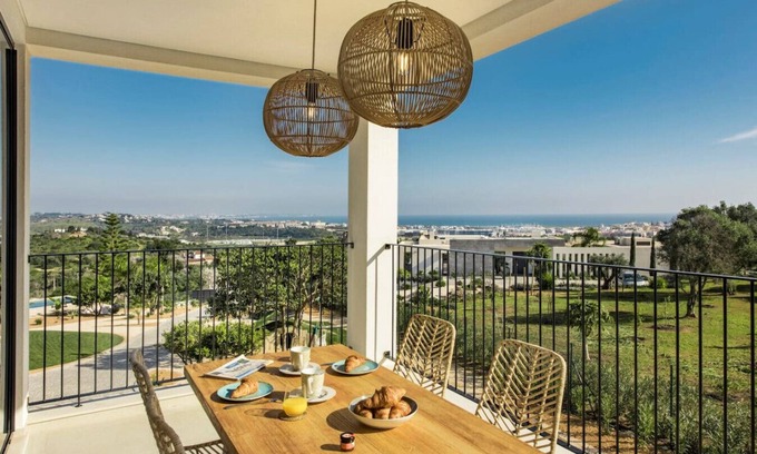 Falfeira Villa | New Villa with amazing Views and heated Pool