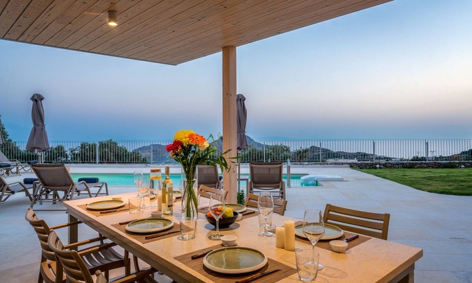 Mariou Villa | Magnificent Villa with 180° Sea View & Private Pool