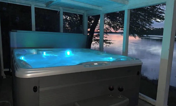 Eddington House | Experience Waterfront Bliss with Hot Tub & Fire Pit Near Acadia