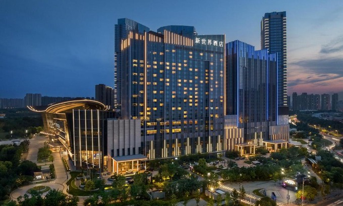 He Ping Hotel | Discover New World Shenyang Hotel: 5-Star Stay Awaits