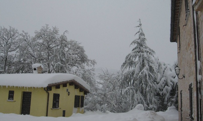 Cagli House | Celebrate New Year's Eve in Acqualagna's Holiday Home