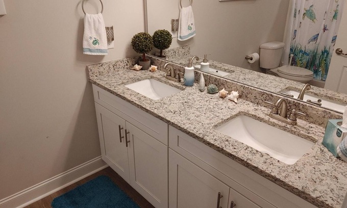 Surfside Beach Apartment | Modern Retreat Steps from Surfside Beach, SC for Families