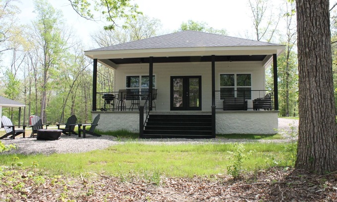 Pickwick Dam Ski Chalet | Newly Built Chalet Near State Park & Pickwick Lake