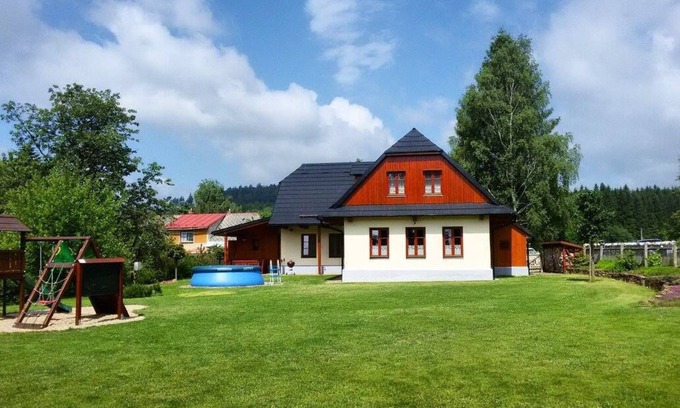 Cikhaj Cottage | New Cottage with Pool & Fenced Garden - Rated 10/10!