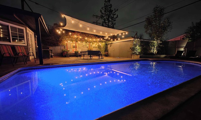 Encino House | Newly Built Retreat with Heated Pool and BBQ Amenities