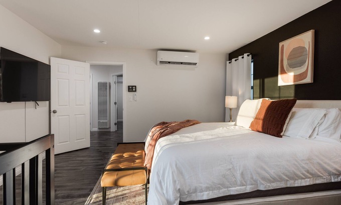 Lancaster House | Newly Built Hotel Near the BLVD with Ocean View & Spa