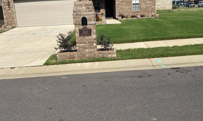 Southaven House | Guest Rated 10/10: Cozy Home with Pool and Spa Amenities
