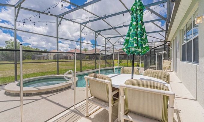 Windwood Bay House | Modern 4-Bedroom Pool Home Near Disney with Game Room