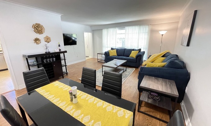 Victoria Village House | Modern 3BdRm Retreat in Quiet North York with Pool