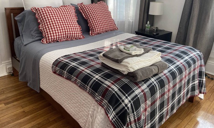 West Roxbury Apartment | Newly Furnished Studio Apartment walk to Train&Buses in Boston