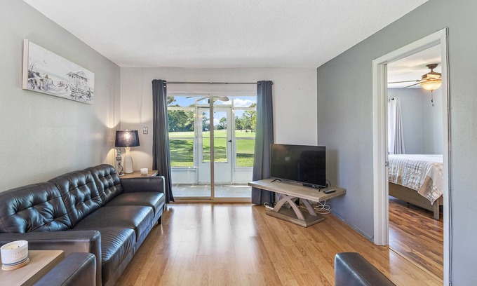 New Port Richey Condo | Newly Furnished 2-Bed Condo with Golf Course Views