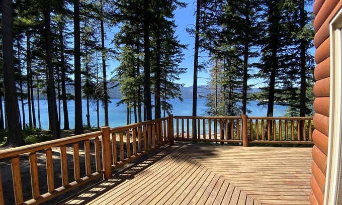 Cle Elum House | Perfect Lakefront Getaway: Top-Rated with Beach Access