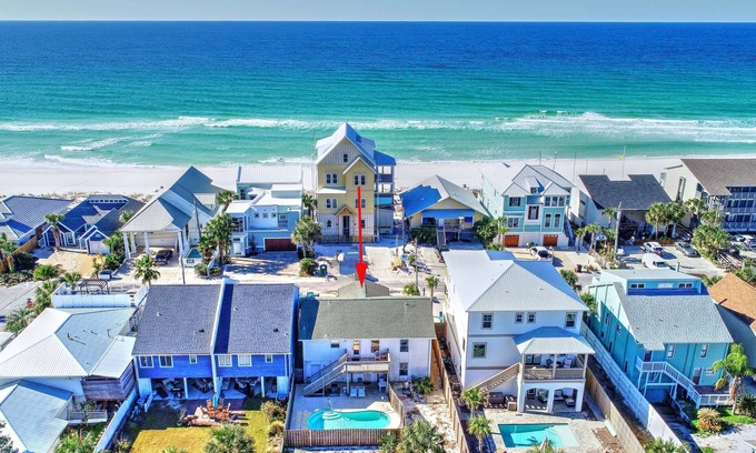 Holiday Beach House | Beach House Escape: 6 Bedrooms, Pool & Ocean Views Await