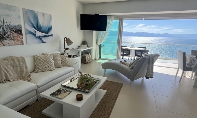North Hotel Zone Condo | Modern Oceanfront High-Rise Condo with Amazing Views & Pool