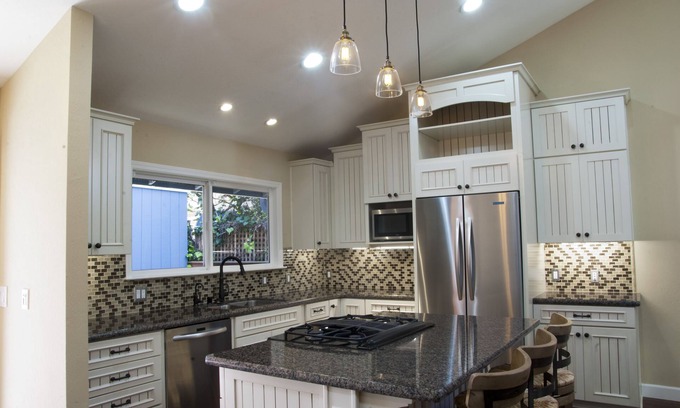 Capitola Apartment | Family-Friendly Beachside Apartment with Ocean View & Spa