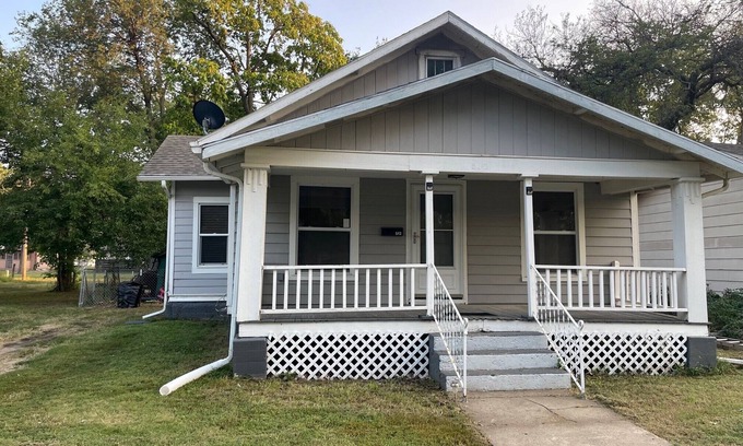 Abilene House | Pet-Friendly Getaway in Historic Abilene, KS - 10/10 Rated