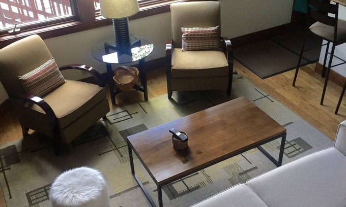 West End Condo | Inviting Contemporary 1 BR + Loft Condo in Aspen