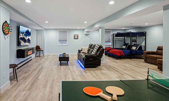 Littleton House | Newly Remodeled Retreat: Sleeps 12, Pet Friendly & Pool Access