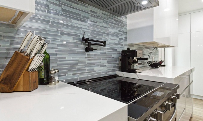 Boynton Beach House | Renovated 1/1 with Fenced Yard Near Beach and Dining