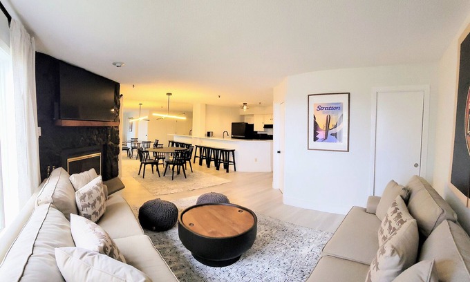 Stratton Mountain Condo | Trendy 2BR Retreat: Walk to Stratton Village & Lifts