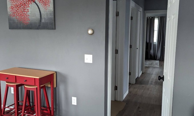 Middlebury House | Modern 3-Bedroom Retreat Steps from Downtown Middlebury
