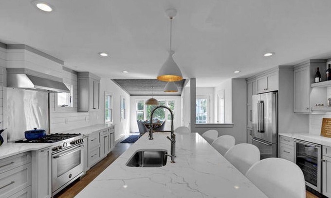 Spring Lake Heights House | Renovated Cape Cod Beach House with Pool & Ocean Views