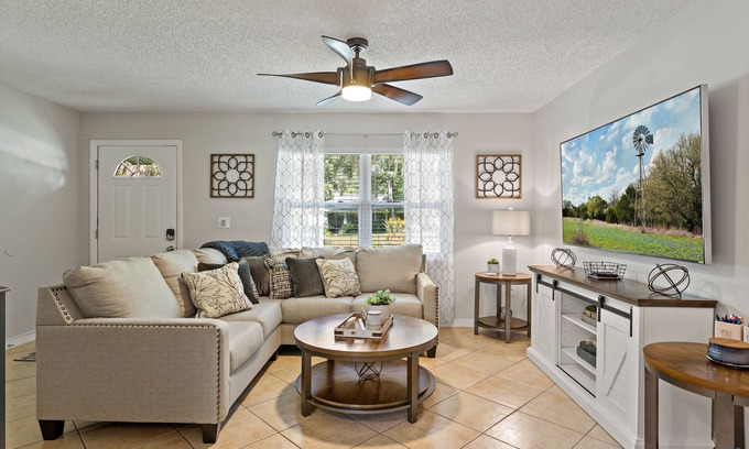 Safety Harbor Apartment | Top-Rated Newly Renovated Apt with Oceanfront Views