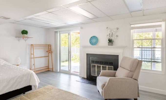 Oak Hill House | Renovated Private Basement with Kitchen & Child-Friendly Space