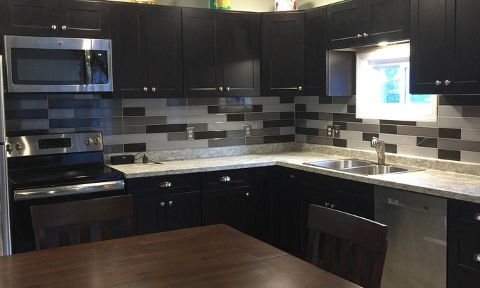 Durhamville House | Renovated Retreat with Ocean View and Top Guest Ratings