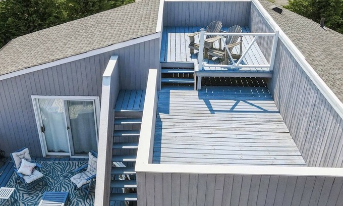 Lido Beach House | Newly renovated Beach Retreat! 3 rooftop decks, private beach, ocean views