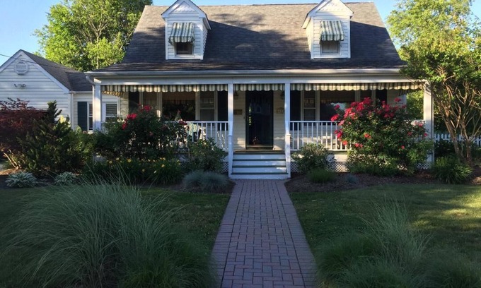 Spring Lake House | Recently Renovated Beach Cottage with Outdoor Shower & Pool