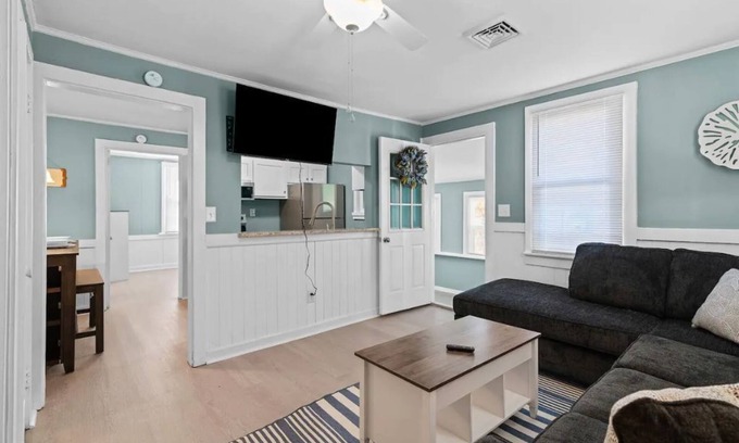 Fox Hill - Grandview House | Renovated Beach Bungalow with Oceanfront Access