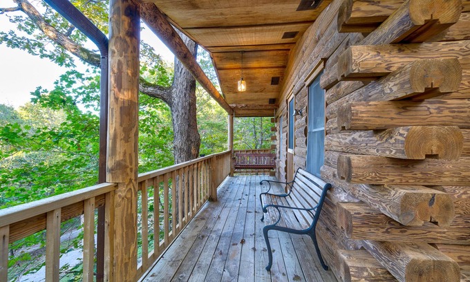 Shell Knob Cabin | Cozy Lakefront Cabin on Table Rock - Timbers 6 with Spa