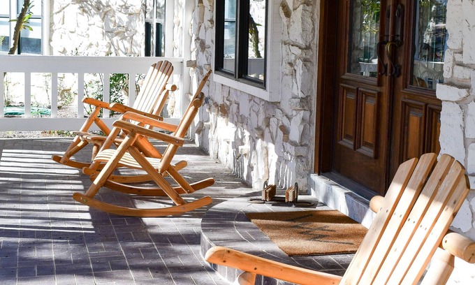 Boerne Other | Charming Farmhouse Retreat on a Horse Ranch Near Venues